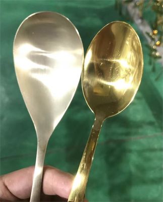 Mesin Pelapisan Vakum PVD Hitam Perangkat Keras Logam Keramik Kaca