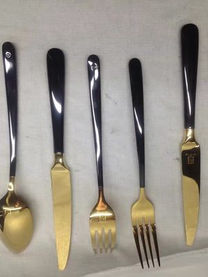 Mesin Pelapisan Vakum PVD Hitam Perangkat Keras Logam Keramik Kaca