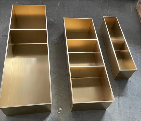 Efisiensi tinggi stainless steel furniture multi arc Pvd vacuum coating machine
