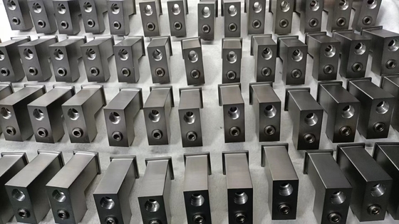 Mesin Lapisan Titanium Nitride PVD Efisiensi Tinggi dari Baja Rinsing