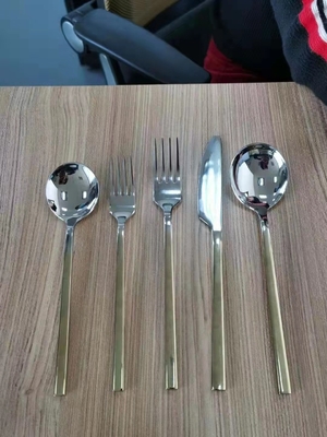 Kapasitas besar Hardware logam berkualitas tinggi Multi Arc Titanium PVD System