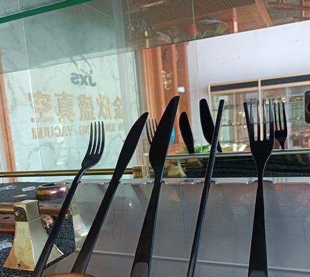 Mesin Lapisan Pvd Hardware Emas Hitam Untuk Bagian Mesin