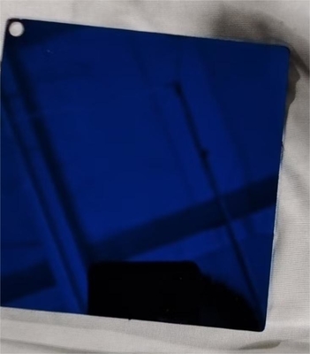Efisiensi Tinggi Mesin Lapisan Vaporisasi Vakum Untuk Biru Emas Hitam Warna