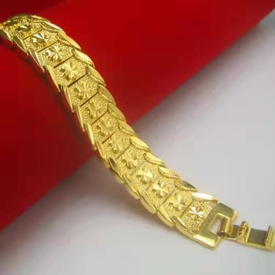 Kapasitas Besar Kuningan Seng Alloy Air Keran Vacuum PVD Coating Machine Untuk Golden Rose Gold Hitam Warna