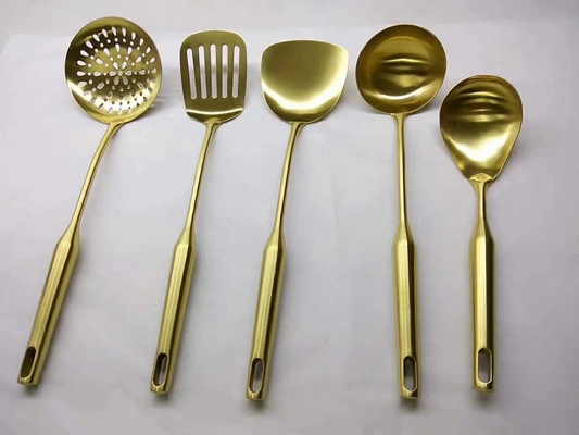 Mesin Lapisan Titanium Nitride PVD Otomatis Untuk Genggaman Pintu Baja Rinsing