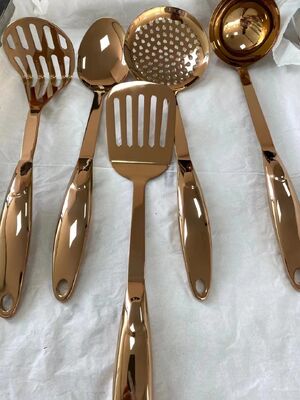 Mesin Pelapis PVD Peralatan Makan dengan Operasi Otomatis Penuh Pelapisan Emas Mawar Emas Hitam Multi-warna untuk Produksi Peralatan Makan