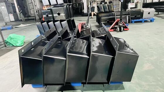 Mesin Pelapis Vakum PVD Ruang Sedang untuk Wastafel Dapur Stainless Steel dengan Pelapisan Hitam Matte dan Warna Dekoratif yang Disesuaikan