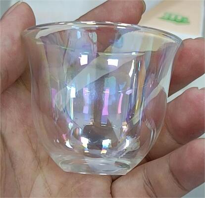 Medium Chamber Low Temp PVD Vacuum Coating Machine untuk Iridescent Rainbow Plating pada Glass Cups